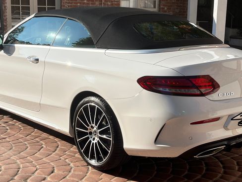 Used 2022 Mercedes-Benz C 300 Cabriolet image 4