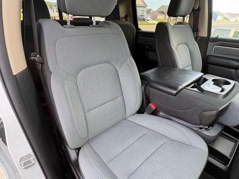 Used 2020 RAM 1500 Big Horn AWD/4WD image 21