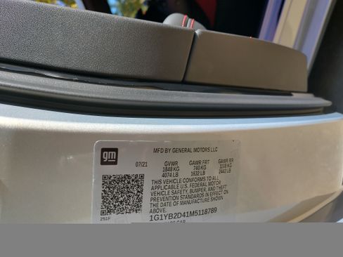 Used 2021 Chevrolet Corvette Stingray Preferred Cpe w/ Z51 Performance Package image 14