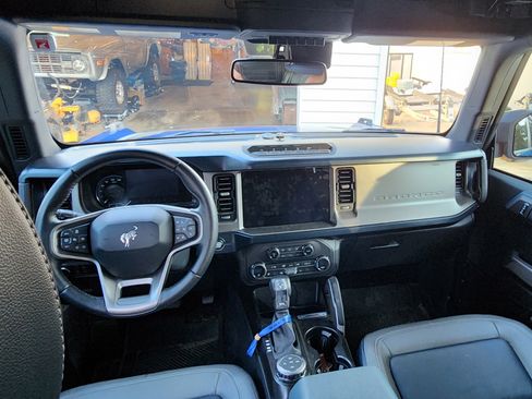 Used 2021 Ford Bronco First Edition AWD/4WD image 5