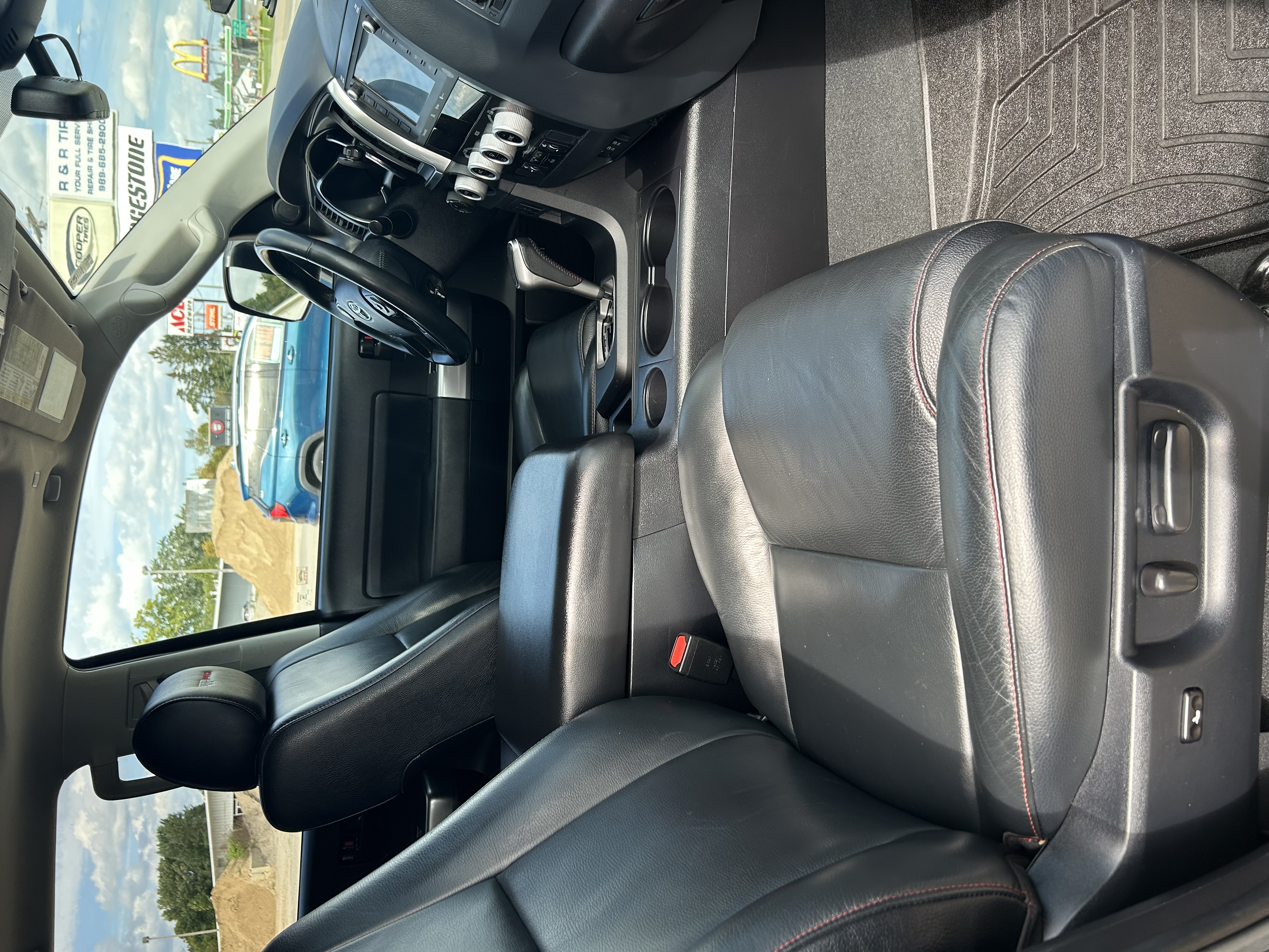 Used 2020 Toyota Sequoia TRD Pro AWD/4WD image 6