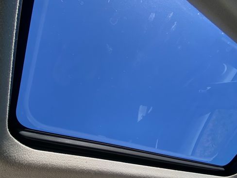 Used 2011 Toyota Prius Four w/ Solar Roof Pkg image 14