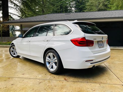 Used 2016 BMW 328d xDrive Wagon image 5