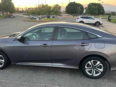 Used 2018 Honda Civic LX image 5