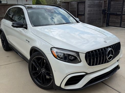 Used 2018 Mercedes-Benz GLC 63 AMG 4MATIC image 4
