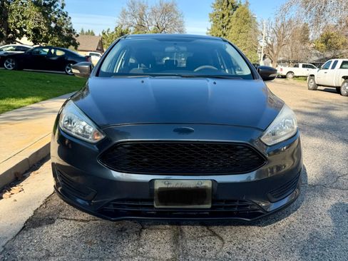 Used 2016 Ford Focus SE image 8