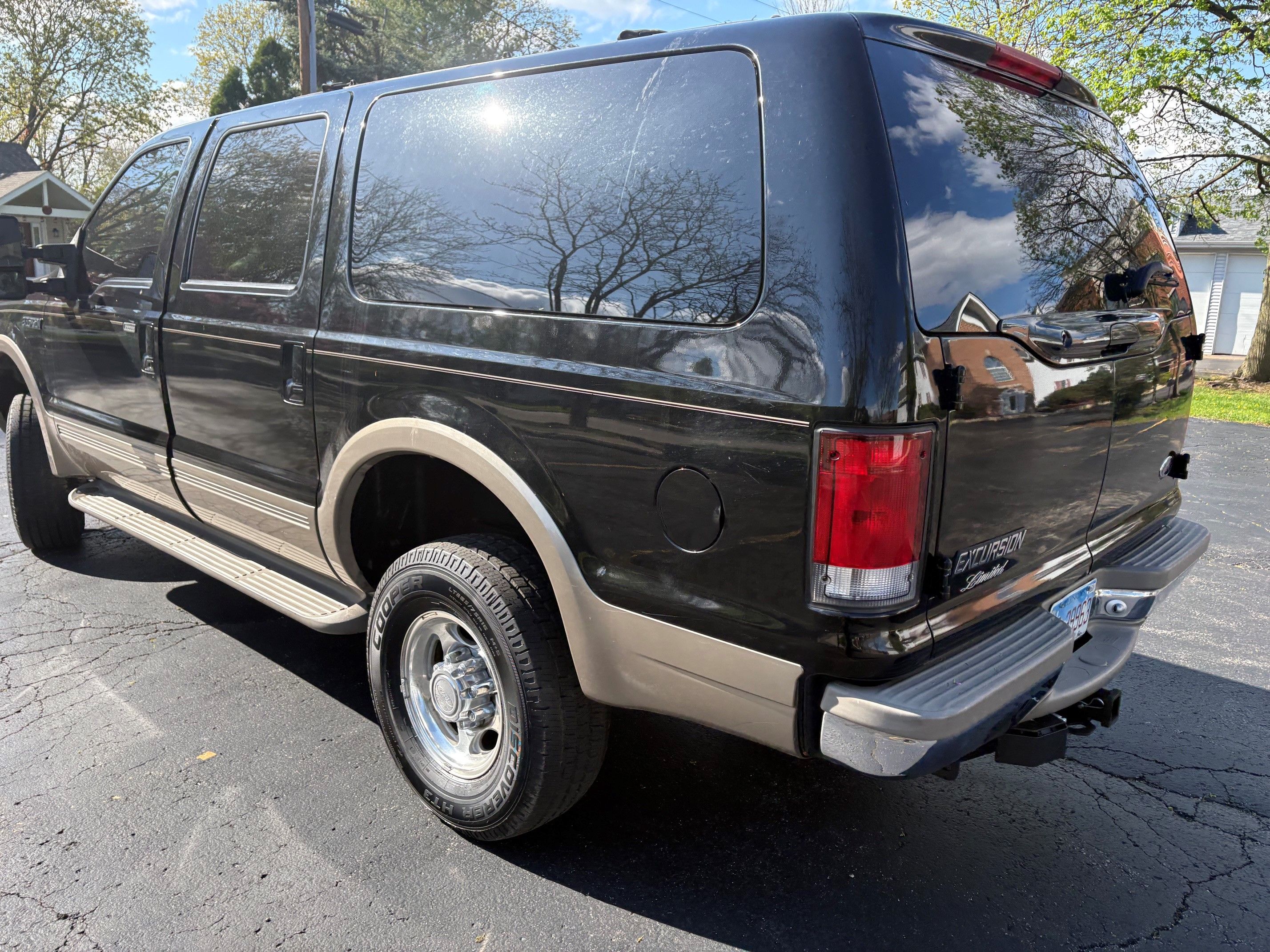 Used 2000 Ford Excursion Limited AWD/4WD image 6