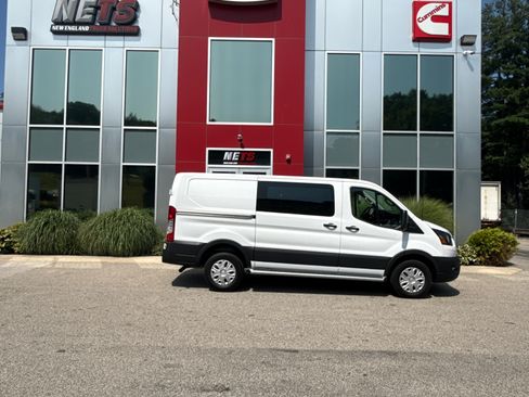 Used 2025 Ford Transit 250 Low Roof w/ Exterior Upgrade Package RWD image 11