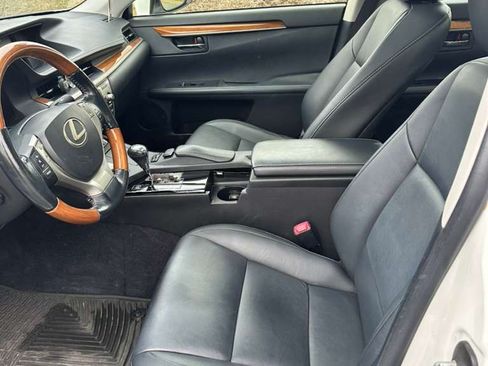 Used 2013 Lexus ES 300h w/ Premium Pkg image 13