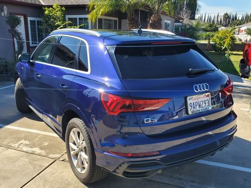 Used 2022 Audi Q3 2.0T Premium w/ Convenience Package image 4