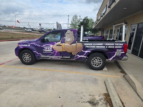 Used 2016 Nissan Frontier SV w/ SV Value Truck Package image 4