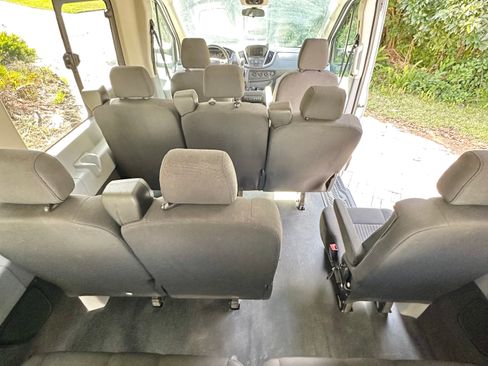 Used 2016 Ford Transit 350 XLT image 30