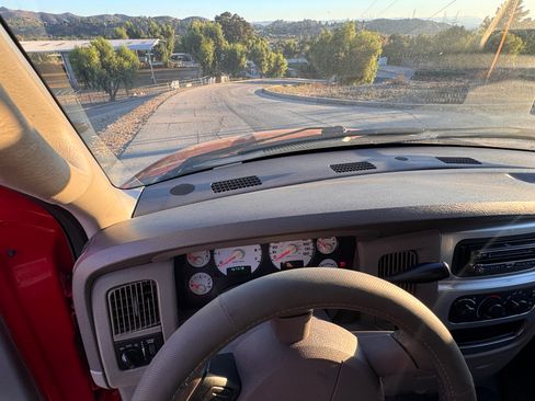 Used 2004 Dodge Ram 1500 Truck SLT w/ Sport Appearance Group image 22