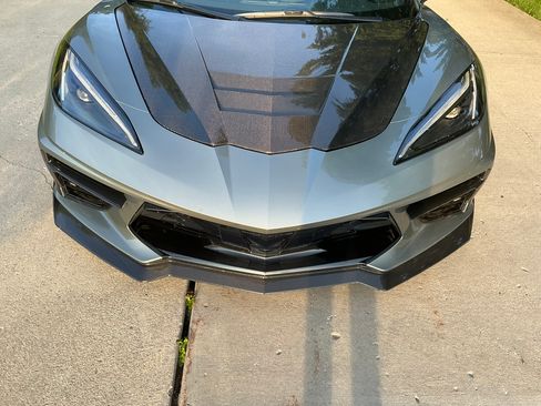 Used 2024 Chevrolet Corvette Stingray Coupe w/ Z51 Performance Package RWD image 2