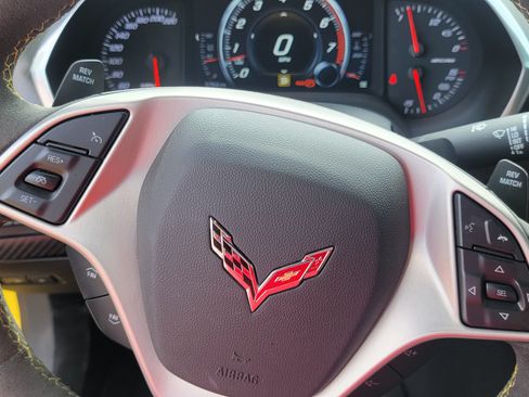 Used 2016 Chevrolet Corvette Z06 w/ C7.r Special Edition RWD image 13