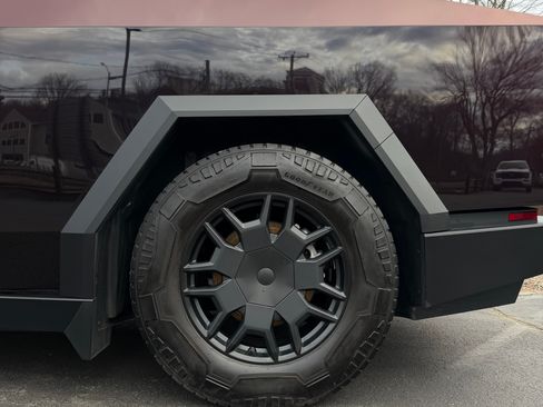 Used 2024 Tesla Cybertruck Cyberbeast image 8