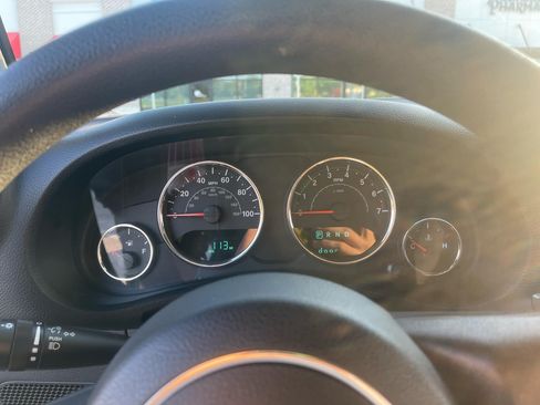 Used 2016 Jeep Wrangler Sport image 5