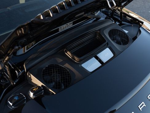 Used 2019 Porsche 911 Carrera image 20