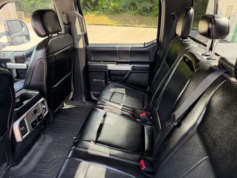 Used 2020 Ford F250 Lariat w/ Lariat Ultimate Package AWD/4WD image 24