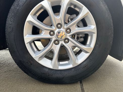 Used 2019 Chevrolet Equinox LT image 23