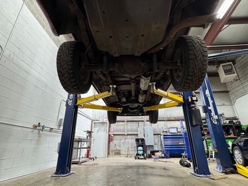 Used 2003 Ford Excursion Eddie Bauer image 22