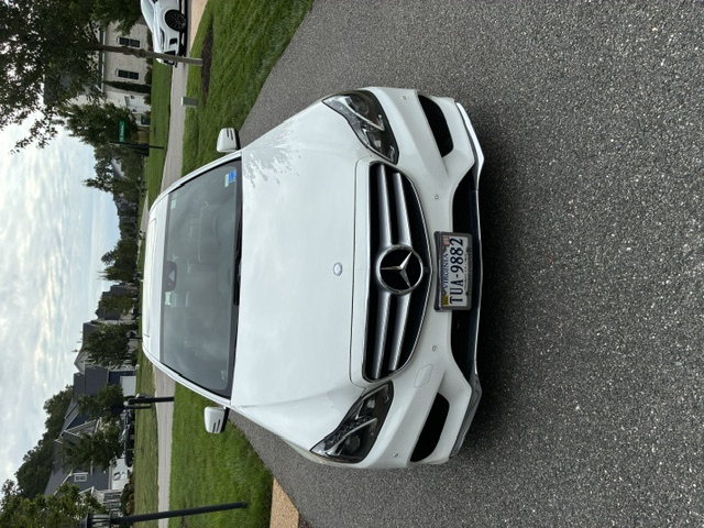 Used 2014 Mercedes-Benz E 550 4MATIC Sedan image 2