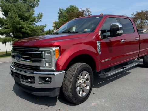 Used 2017 Ford F350 Lariat w/ Lariat Ultimate Package AWD/4WD image 1