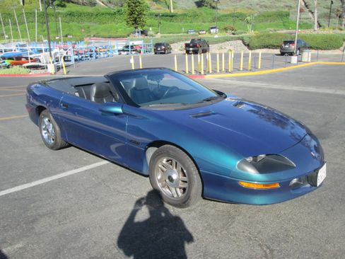 Used 1995 Chevrolet Camaro Z28 RWD image 24