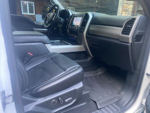Used 2019 Ford F350 Lariat AWD/4WD image 15