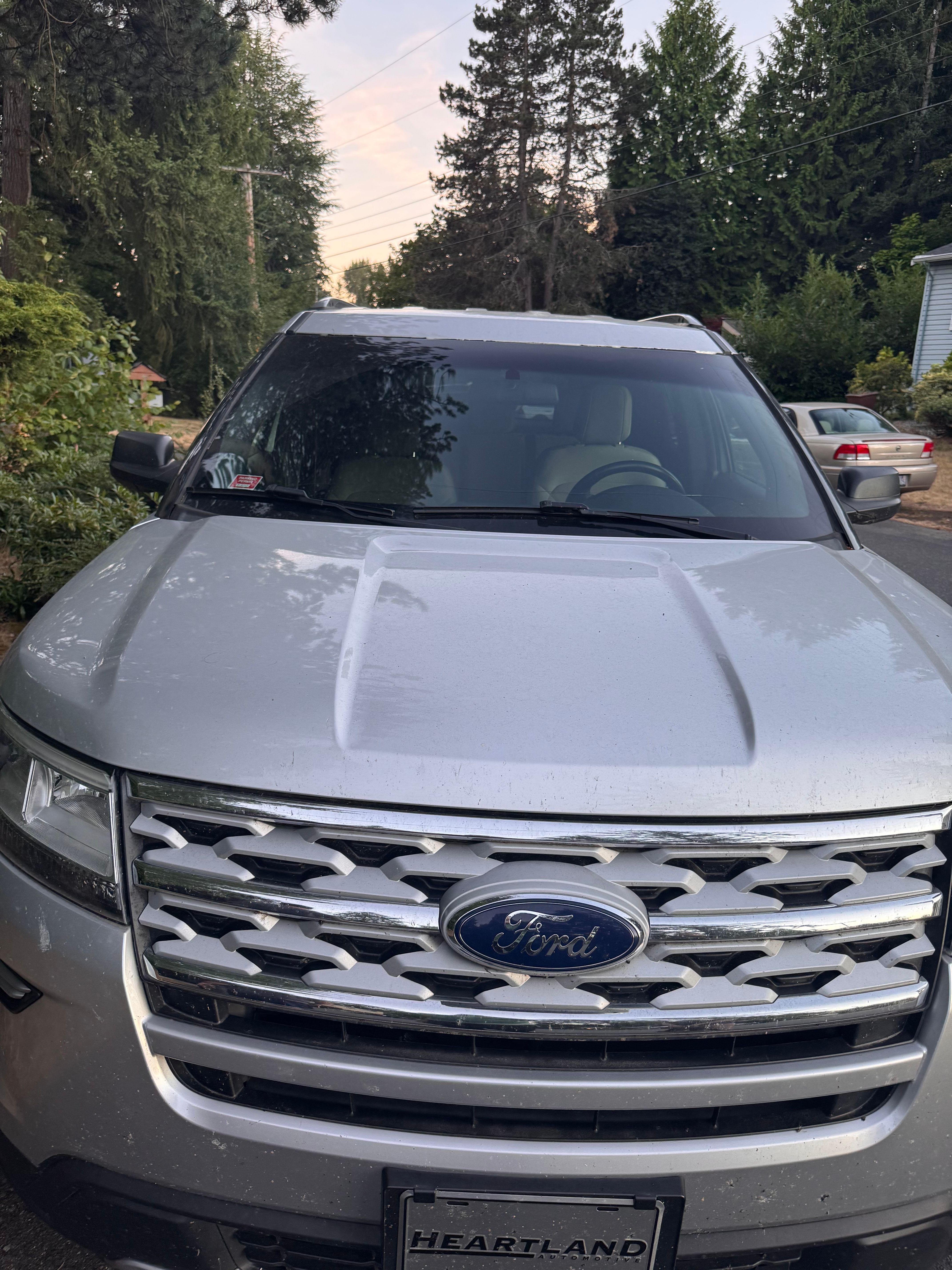 Used 2018 Ford Explorer XLT FWD image 14