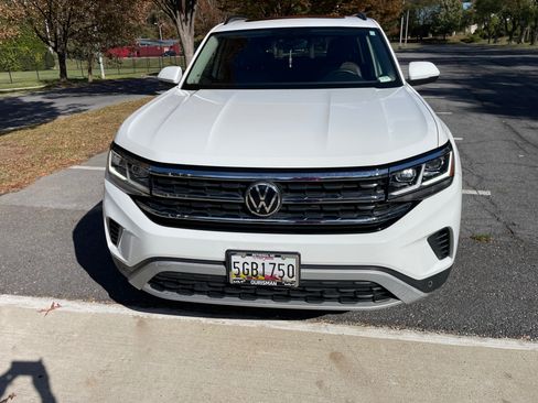 Used 2022 Volkswagen Atlas SE w/ Panoramic Sunroof Package image 4