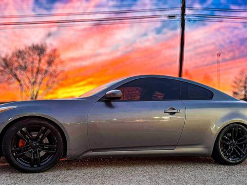Used 2009 INFINITI G37 x Coupe w/ Premium Pkg AWD/4WD image 6