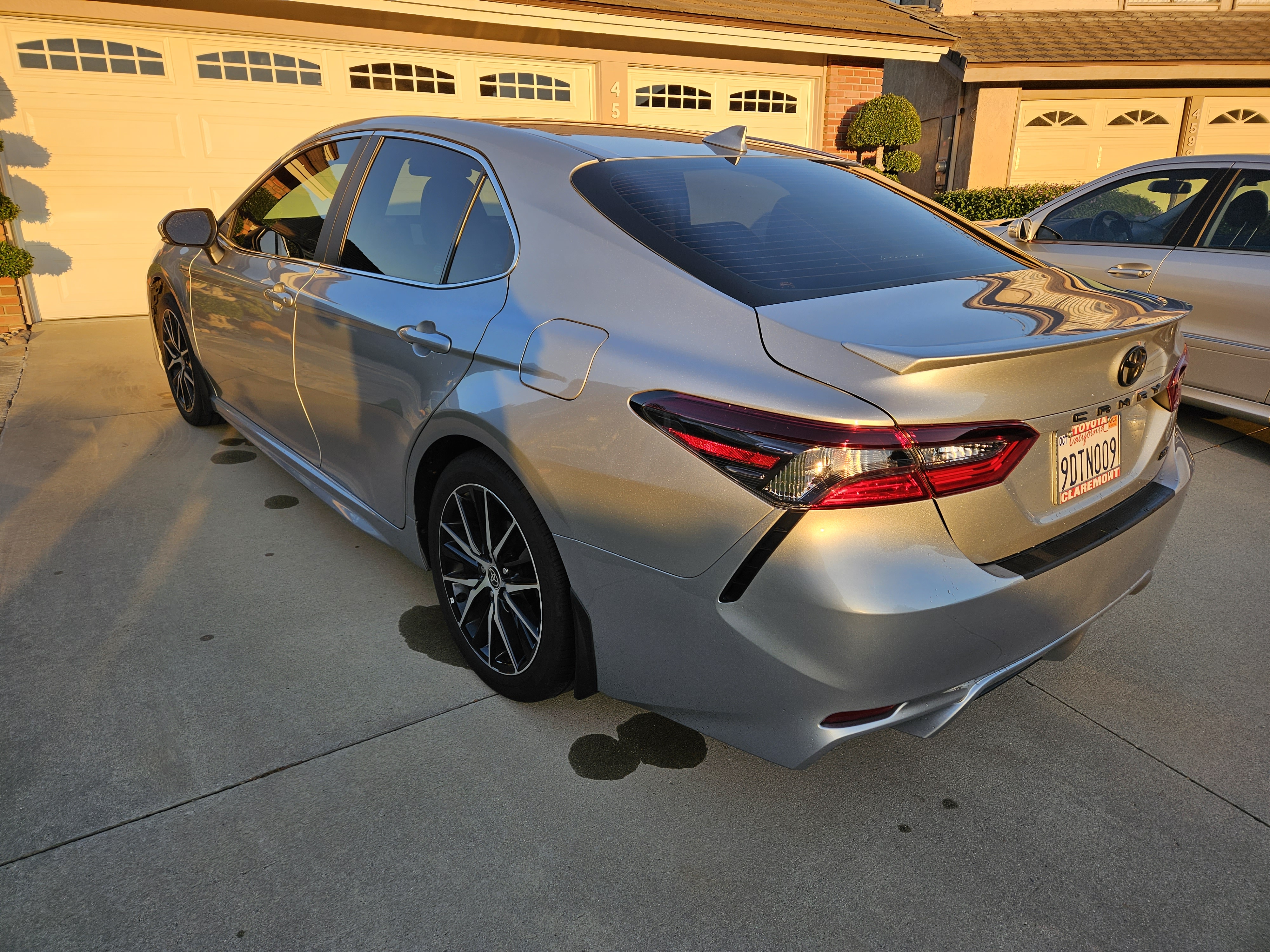 Used 2023 Toyota Camry SE FWD image 32