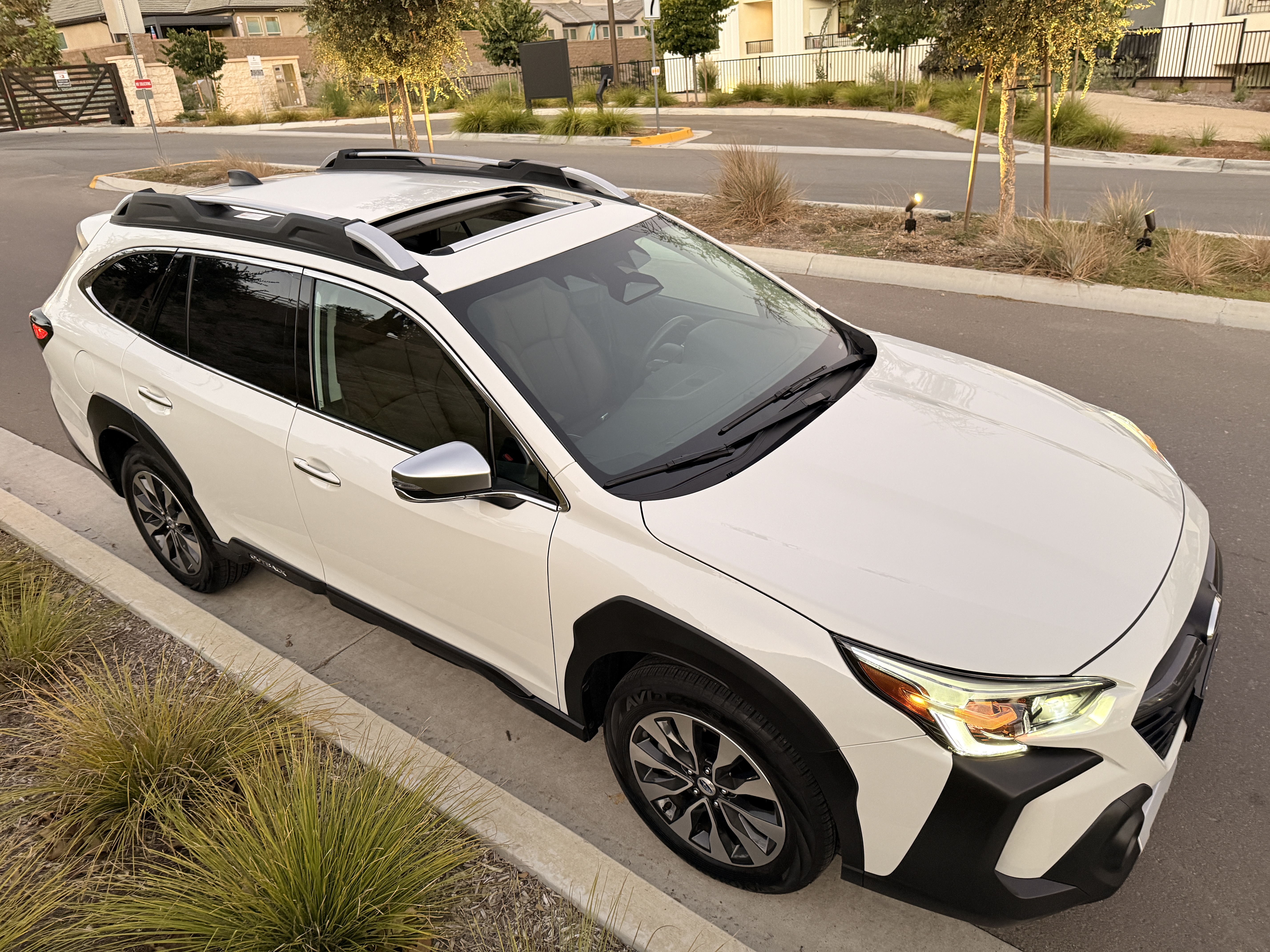Used 2024 Subaru Outback Touring XT AWD/4WD image 29