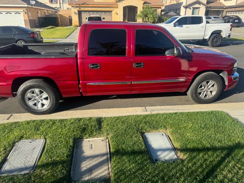 Used 2006 GMC Sierra 1500 SLE w/ Light Duty Power Package RWD image 9