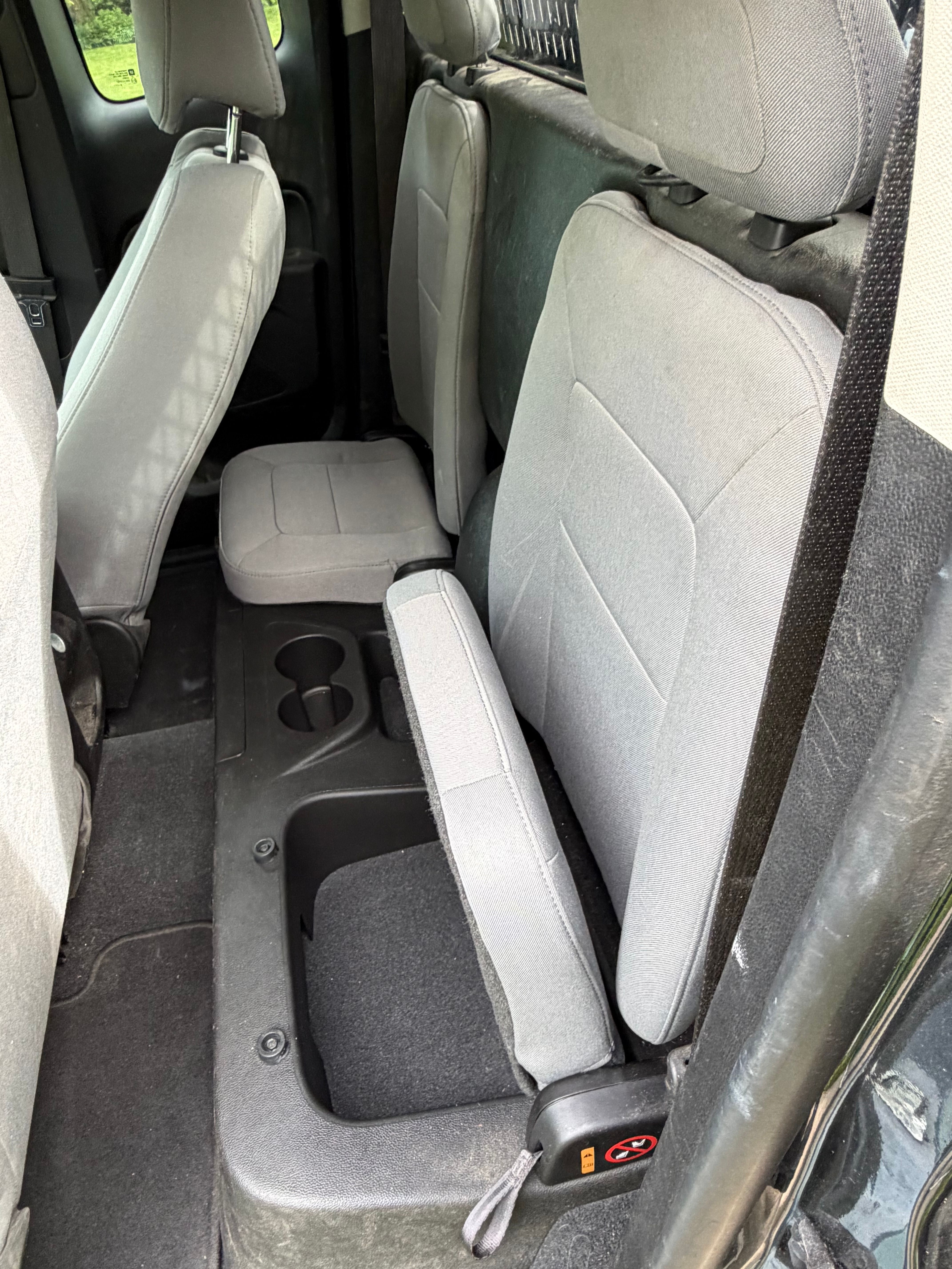 Used 2019 Chevrolet Colorado W/T RWD image 11