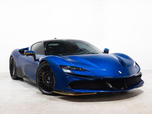 Used 2023 Ferrari SF90 Stradale image 4