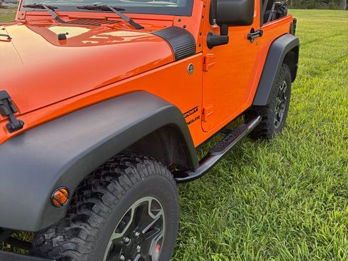 Used 2013 Jeep Wrangler Sport AWD/4WD image 6