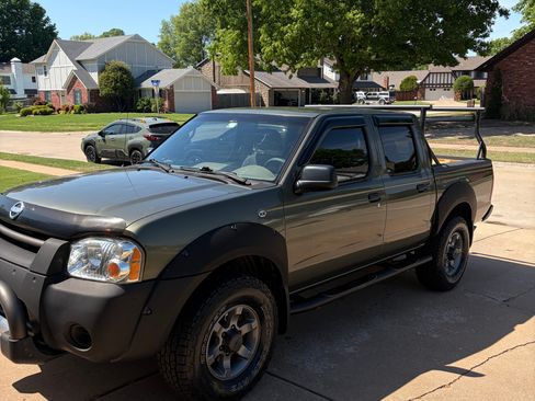 Used 2003 Nissan Frontier XE RWD image 1