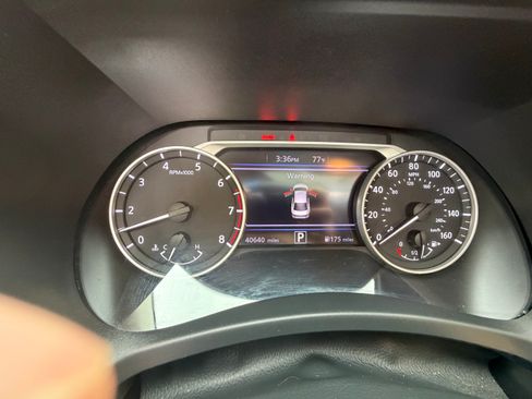 Used 2020 Nissan Sentra SV FWD image 10
