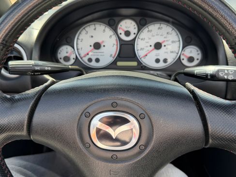 Used 2005 MAZDA MX-5 Miata MAZDASPEED RWD image 15