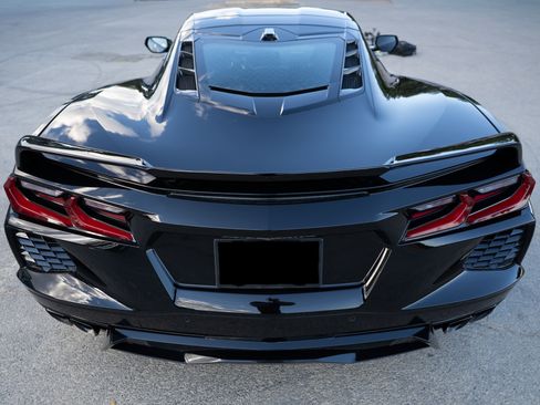 Used 2023 Chevrolet Corvette Stingray Preferred Cpe w/ Z51 Performance Package image 14