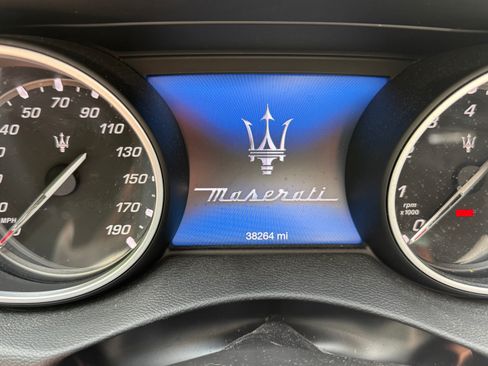 Used 2020 Maserati Levante S AWD/4WD image 9