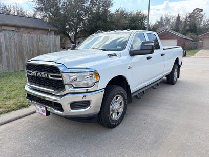 Used 2024 RAM 2500 Tradesman w/ Chrome Appearance Group