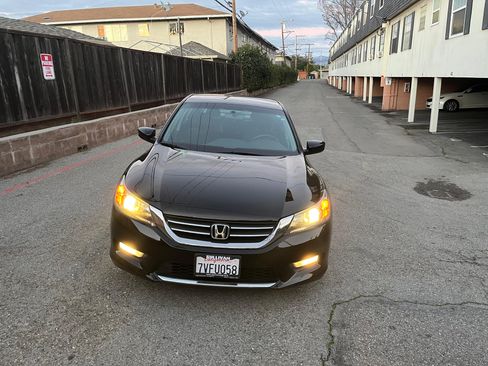 Used 2013 Honda Accord Sport image 5