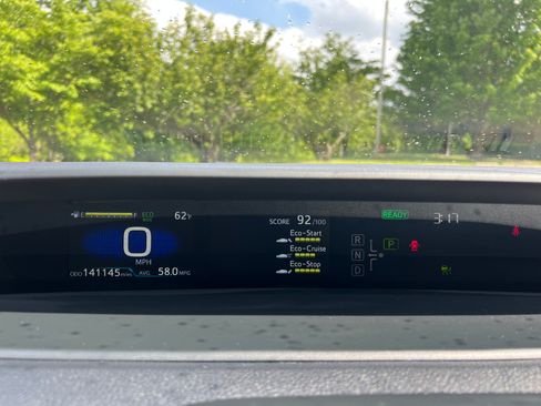 Used 2022 Toyota Prius Prime XLE FWD image 23