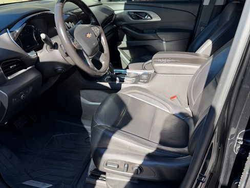 Used 2019 Chevrolet Traverse Premier w/ Redline Edition image 2
