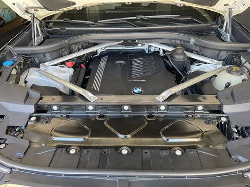 Used 2020 BMW X5 sDrive40i w/ Convenience Package image 11