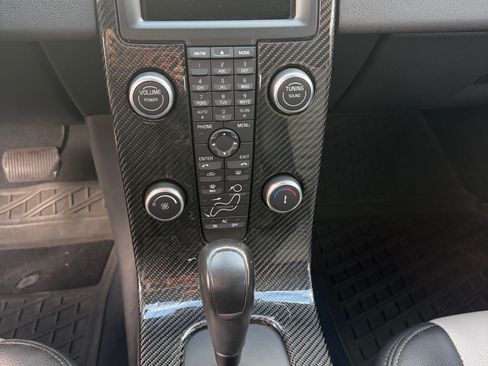 Used 2011 Volvo C30 image 15