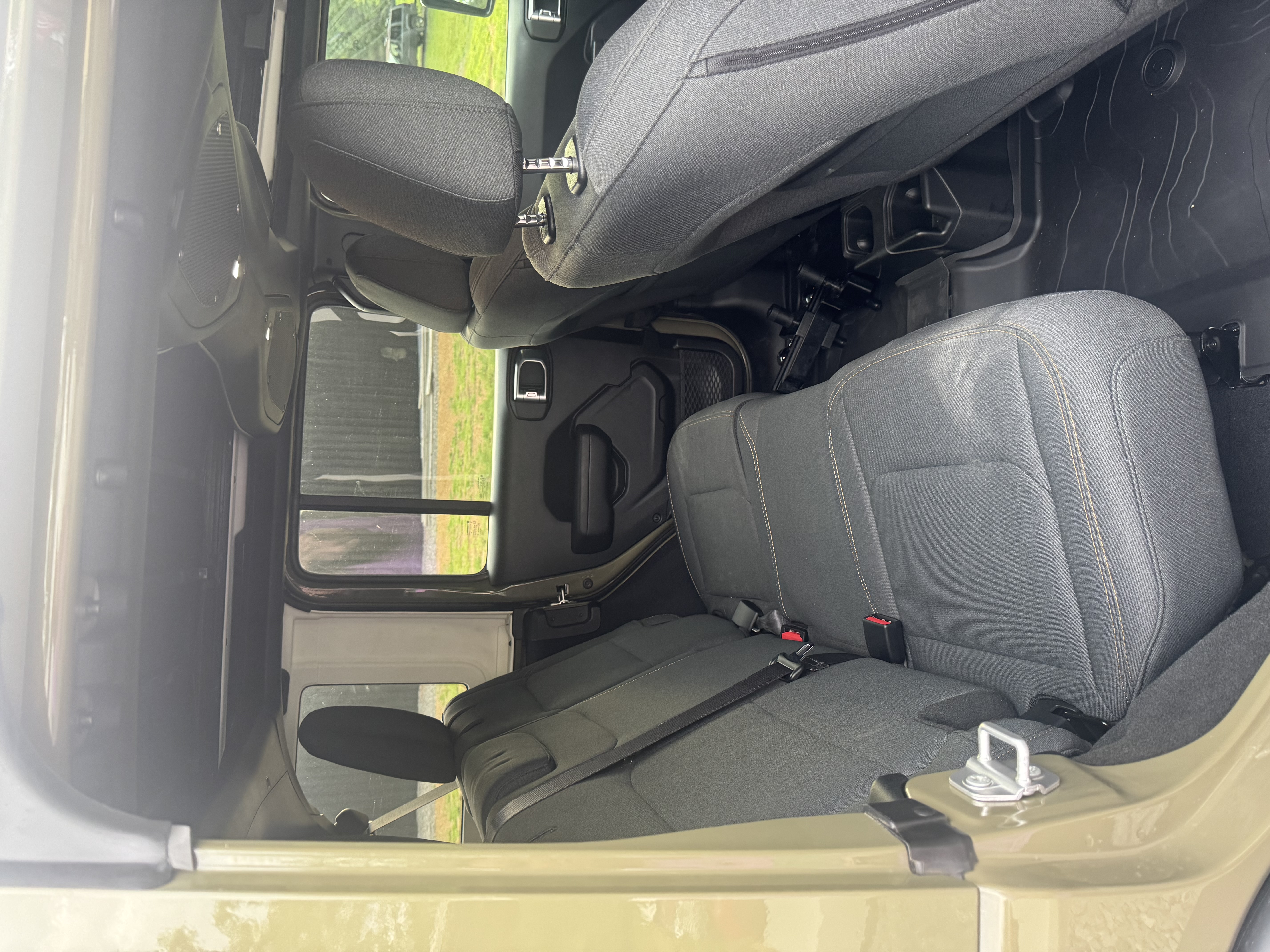 Used 2025 Jeep Wrangler Unlimited Sport AWD/4WD image 5